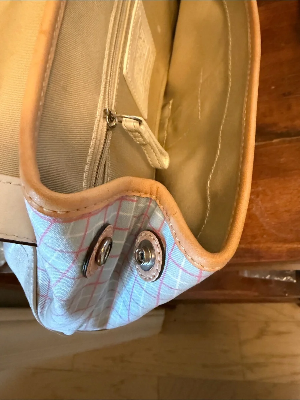 Coach Hampton Soho White/Pink Plaid